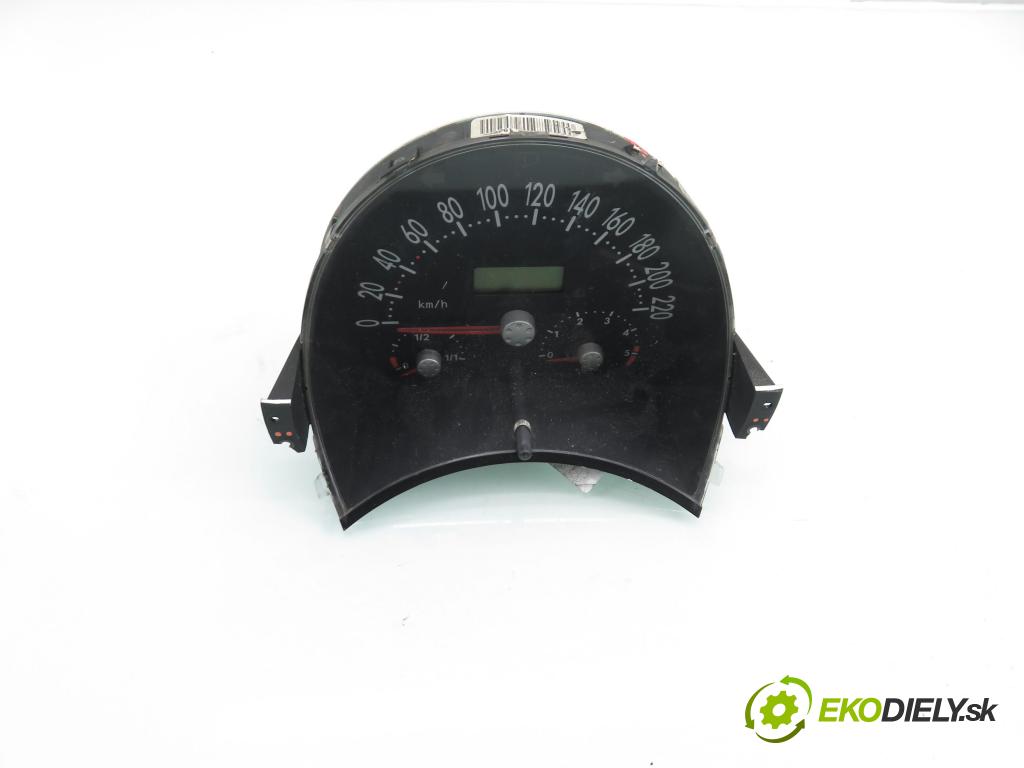 VW NEW BEETLE (9C1, 1C1) HB 2001 66,00 1.9 TDI 90 - ALH 1896,00 prístrojovka elektrický 1C0920800A
