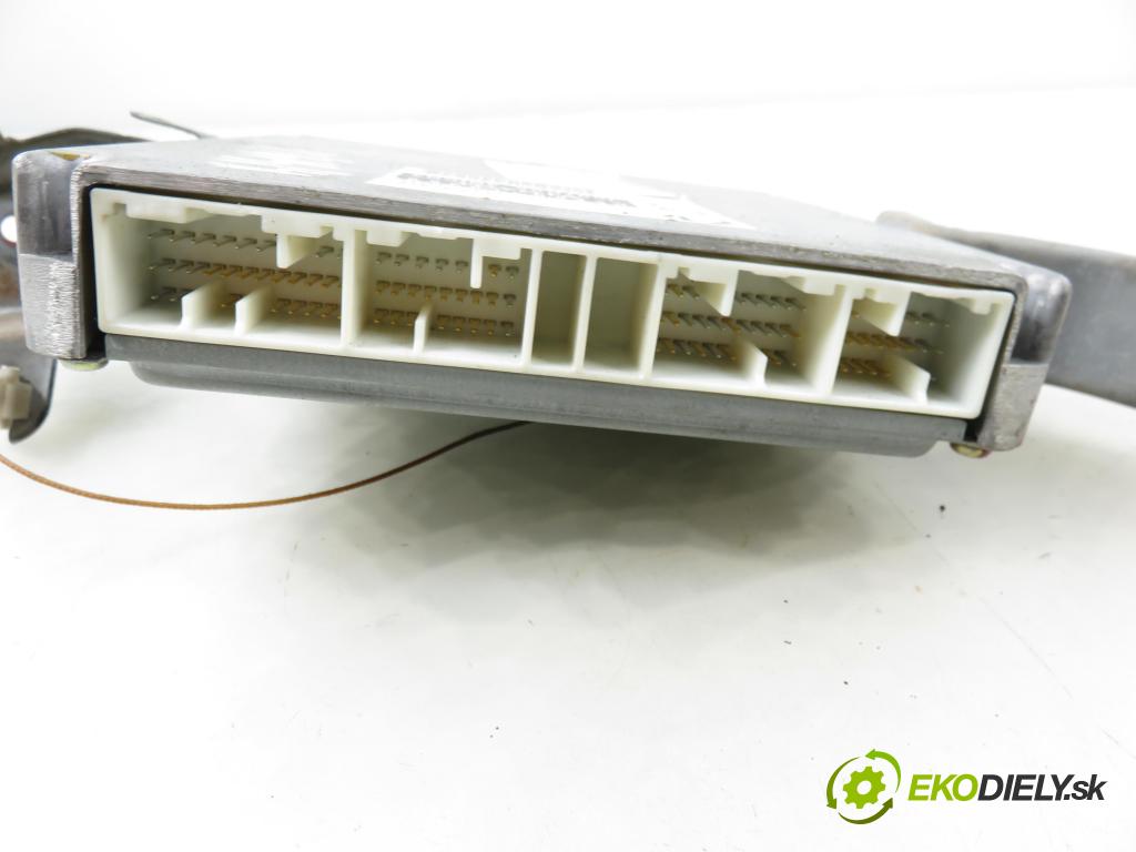 TOYOTA AVENSIS (_T22_) SEDAN 2000 81,00 2.0 D-4D (CDT220_) - 1CD-FTV 1995,00 Riadiaca jednotka Motor 8966105420 ; 1758005033 ; MB1758005033
