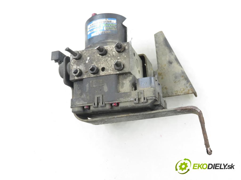 HYUNDAI SANTA FÉ I (SM) SUV 2004 107,00 2.4 16V 146 - G4JS-G 2351,00 Pumpa ABS 5890026050 ; 9566026300 ; BH60101100 (Pumpa ABS)