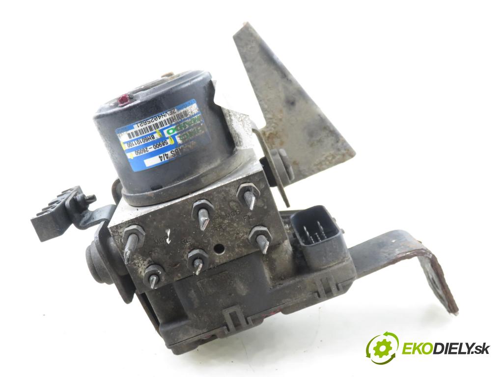 HYUNDAI SANTA FÉ I (SM) SUV 2004 107,00 2.4 16V 146 - G4JS-G 2351,00 Pumpa ABS 5890026050 ; 9566026300 ; BH60101100 (Pumpa ABS)