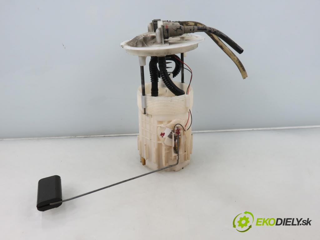 RENAULT ESPACE IV (JK0/1_) VAN 2005 85,00 1.9 dCi 116 - F9Q 820 1870,00 senzor hladiny paliva 8200008529