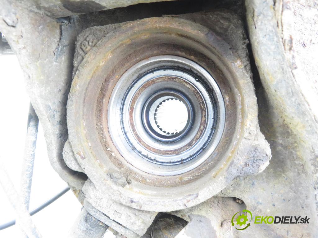 TOYOTA RAV 4 II (_A2_) SUV 2005 110,00 2.0 4WD 150 - 1AZ-FE 1998,00 Rameno LT