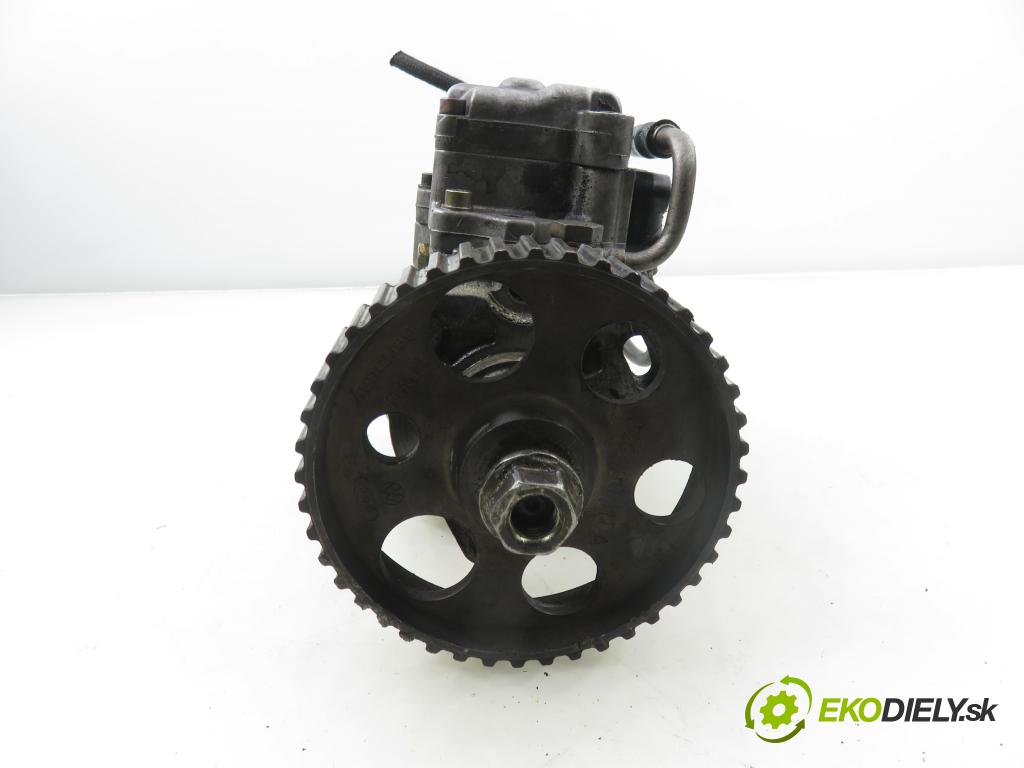AUDI A4 Avant (8D5, B5) KOMBI 1999 66,00 1.9 TDI 90 1896,00 Pumpa vstrekovacia 0460404985 ; 028130110H (Vstrekovacie čerpadlo)