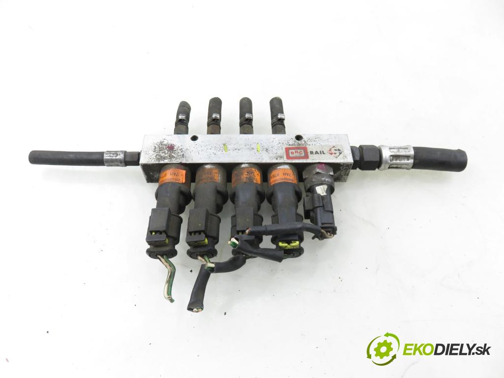 HYUNDAI SANTA FÉ I (SM) SUV 2004 107,00 2.4 16V 146 - G4JS-G 2351,00 Lišta vstrekovacia LPG 09SQ99020002G ; 67R010185.