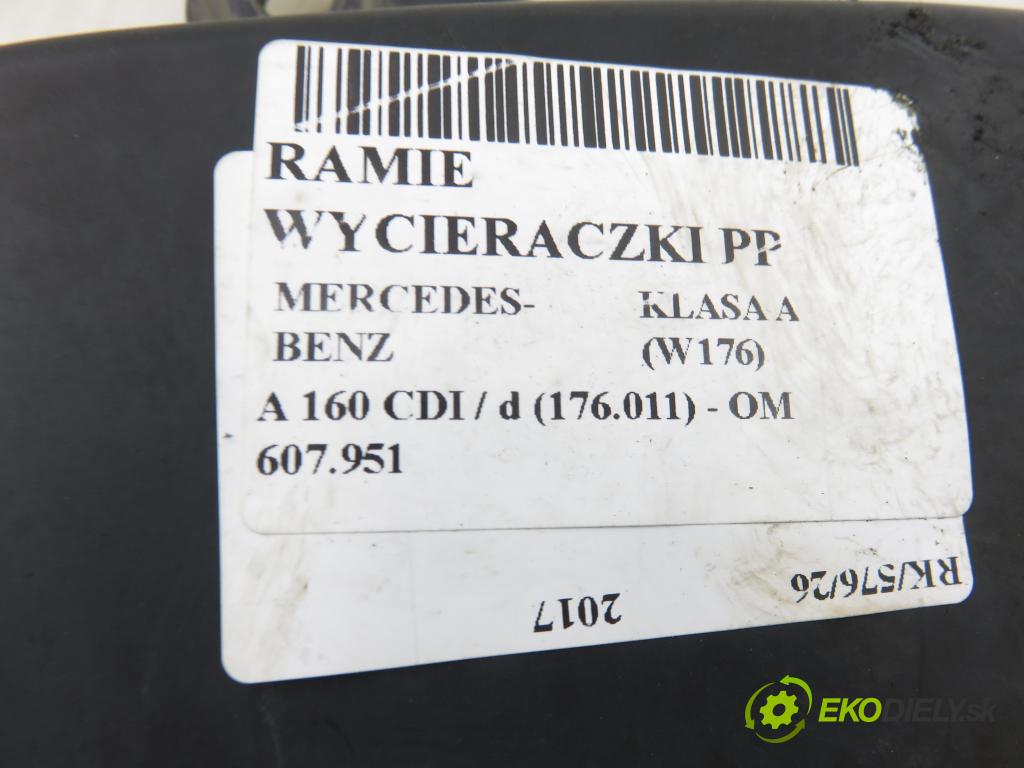 MERCEDES-BENZ KLASA A (W176) HB 2017 66,00 A 160 CDI / d (176.011) 90 - OM 607.951 1461,00 RAMENO: stierače PP A1768203600 ; A1768203400