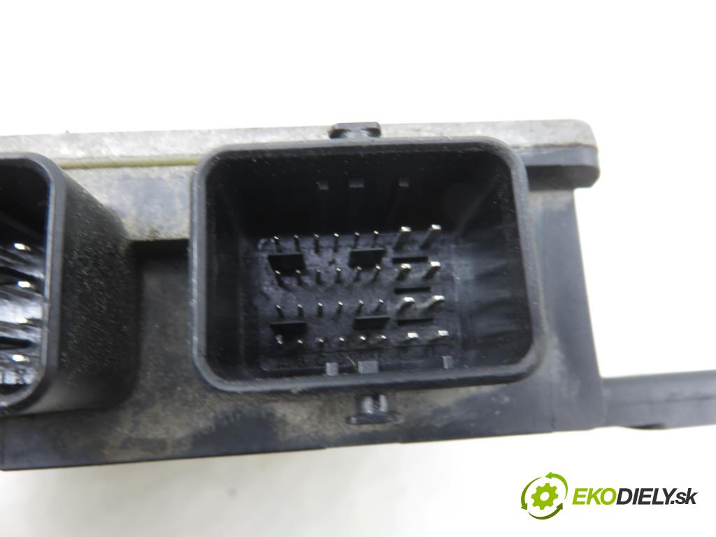 CITROEN C3 I (FC_) HB 2003 66,00 1.4 16V HDi - 8HY (DV4TED4) 1398,00 Riadiaca jednotka Motor R0411C001H ; 9650043480