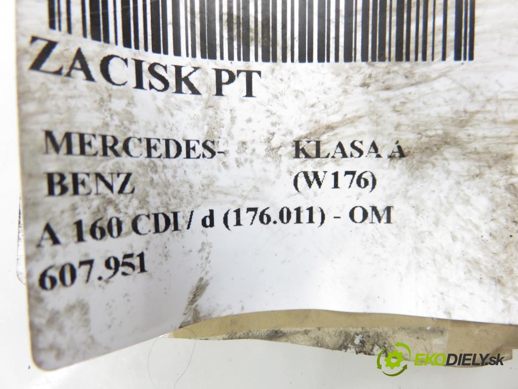 MERCEDES-BENZ KLASA A (W176) HB 2017 66,00 A 160 CDI / d (176.011) 90 - OM 607.951 1461,00 Brzdič strmeň pravé zadné A2465460443