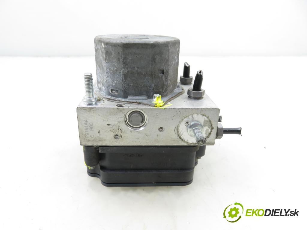 MERCEDES-BENZ KLASA A (W176) HB 2017 66,00 A 160 CDI / d (176.011) 90 - OM 607.951 1461,00 Pumpa ABS 0265956280 ; A0004313700 (Pumpa ABS)