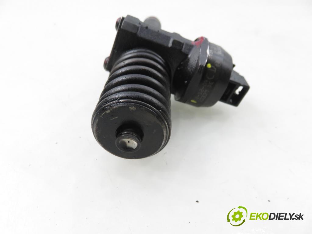VW SHARAN (7M8, 7M9, 7M6) VAN 2003 96,00 1.9 TDI PD 130 - ASZ 1896,00 Vstrekovač 038130073BA ; 0414720216 (Vstrekovač paliva)