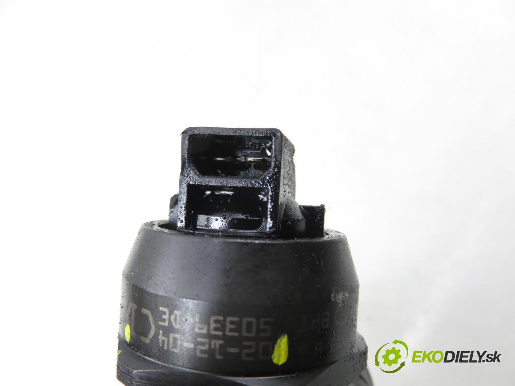 VW SHARAN (7M8, 7M9, 7M6) VAN 2003 96,00 1.9 TDI PD 130 - ASZ 1896,00 Vstrekovač 038130073BA ; 0414720216 (Vstrekovač paliva)