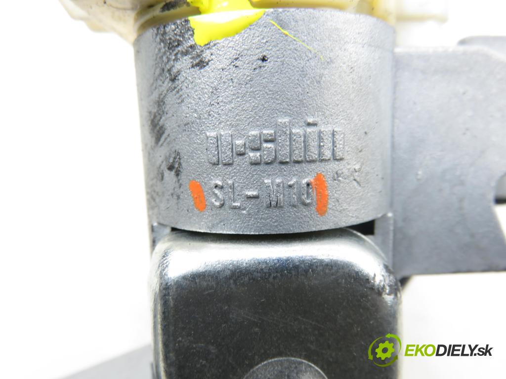 CITROEN C-CROSSER (EP_) SUV 2008 115,00 2.2 HDi 160 - 4HN (DW12MTED4) 2179,00 spinačka 8670A012 ; SLM10 (Spínacia skrinka)