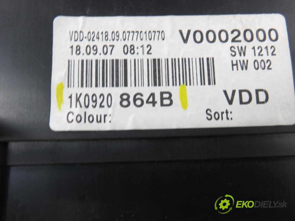 VW GOLF V (1K1) HB 2007 77,00 1.9 TDI - BLS 1896,00 Prístrojovka elektrický 1K0920864B