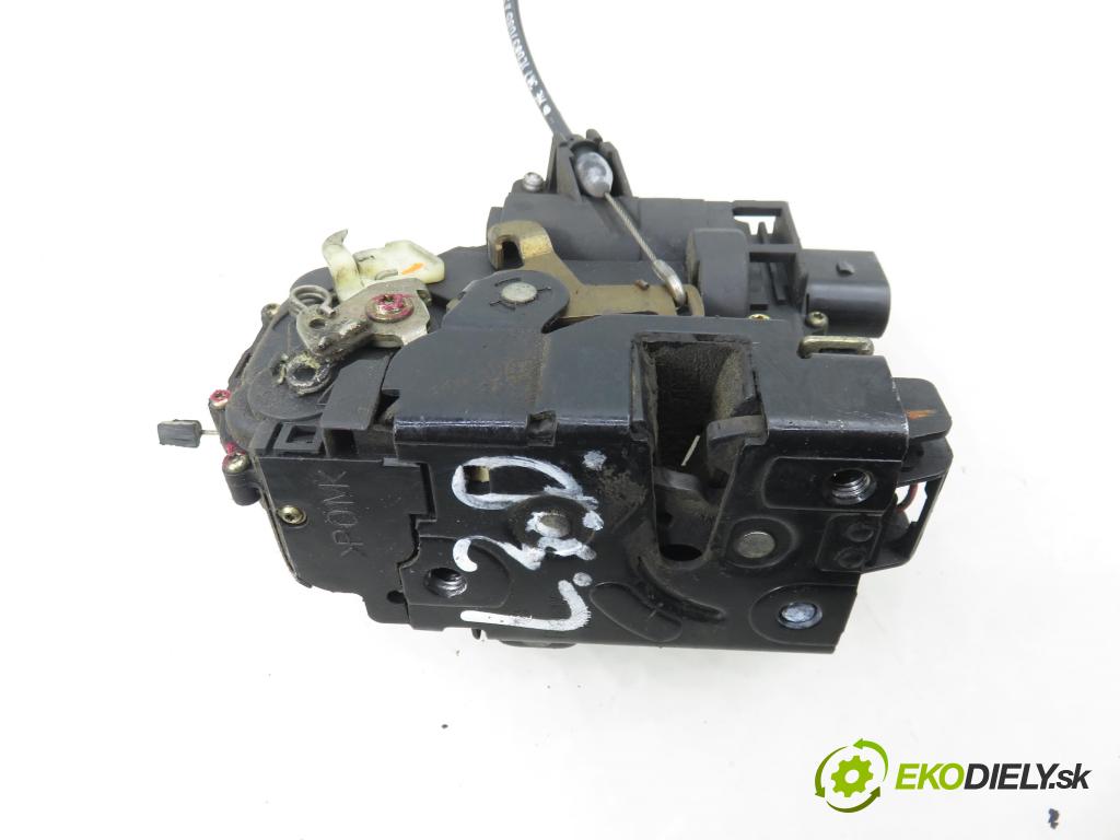 VW NEW BEETLE (9C1, 1C1) HB 2001 66,00 1.9 TDI 90 - ALH 1896,00 zámok 3B1837015A