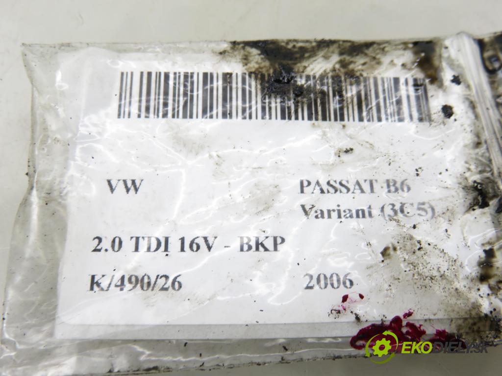 VW PASSAT B6 Variant (3C5) KOMBI 2006 103,00 2.0 TDI 16V - BKP 1968,00 Vstrekovač 03G130073S (Vstrekovač paliva)