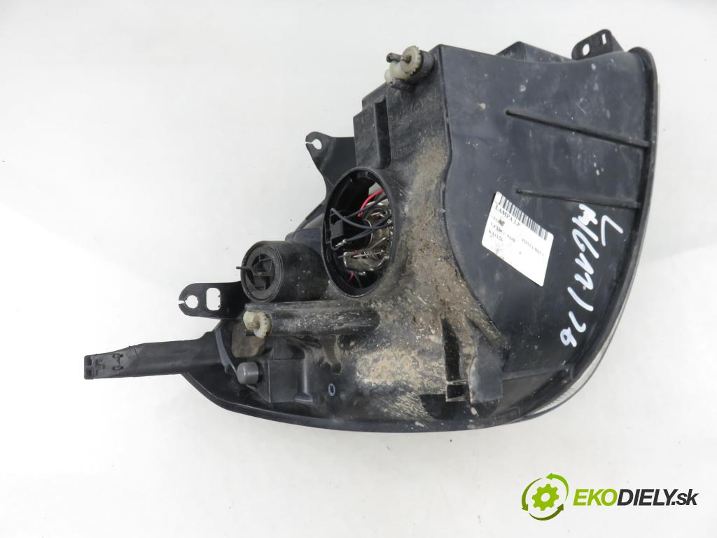 FORD FIESTA V (JH_, JD_) HB 2004 50,00 1.4 TDCi 68 - F6JB 1399,00 Svetlo LP 2S6X13W030AJ