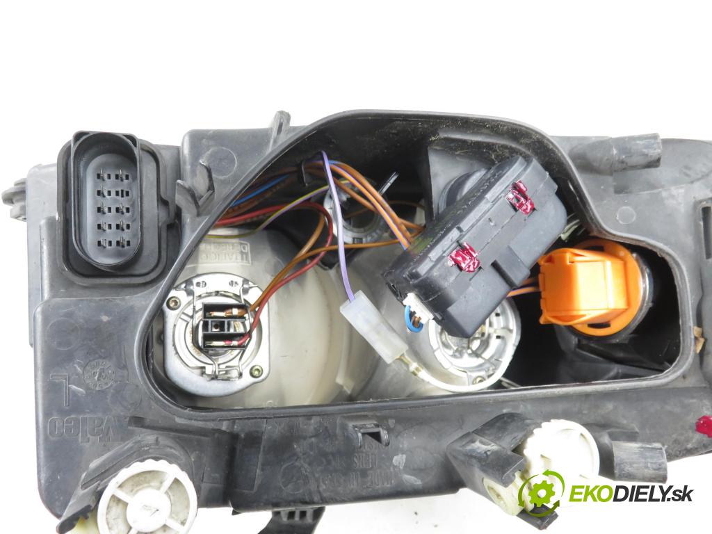 AUDI A2 (8Z0) HB 2001 55,00 1.4 - AUA 1390,00 Svetlo LP 8Z0941003