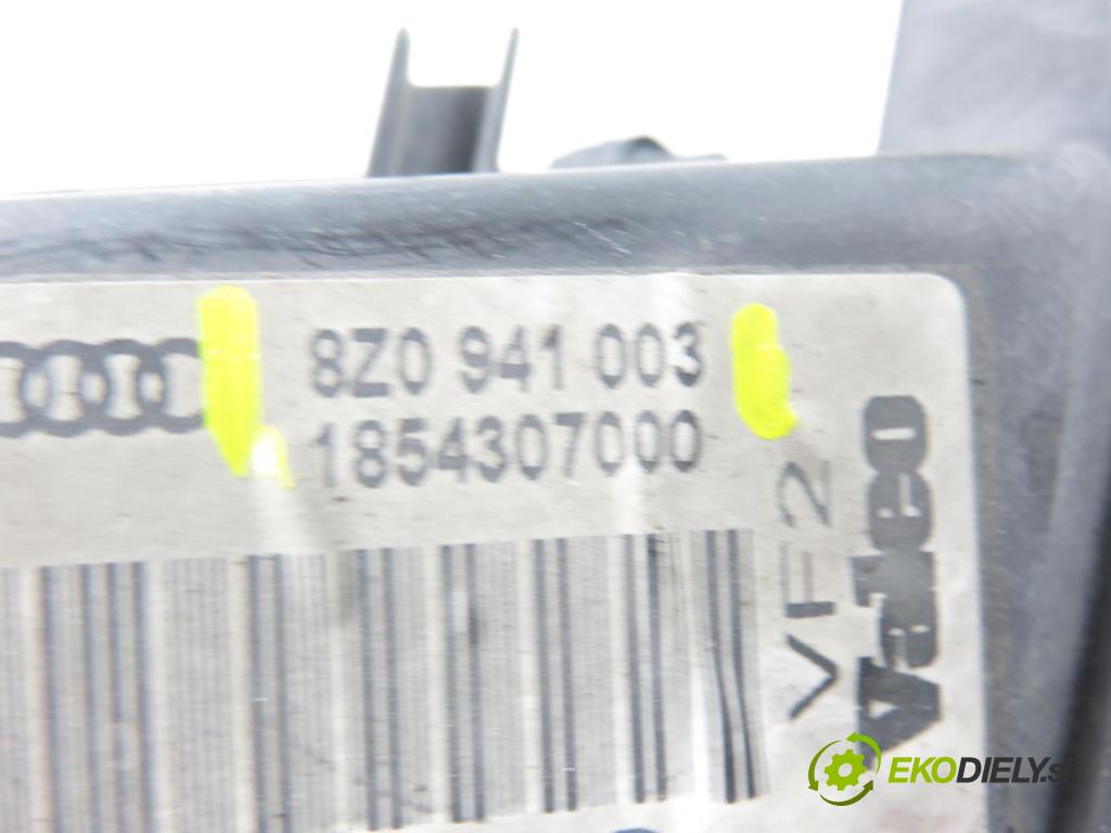 AUDI A2 (8Z0) HB 2001 55,00 1.4 - AUA 1390,00 Svetlo LP 8Z0941003