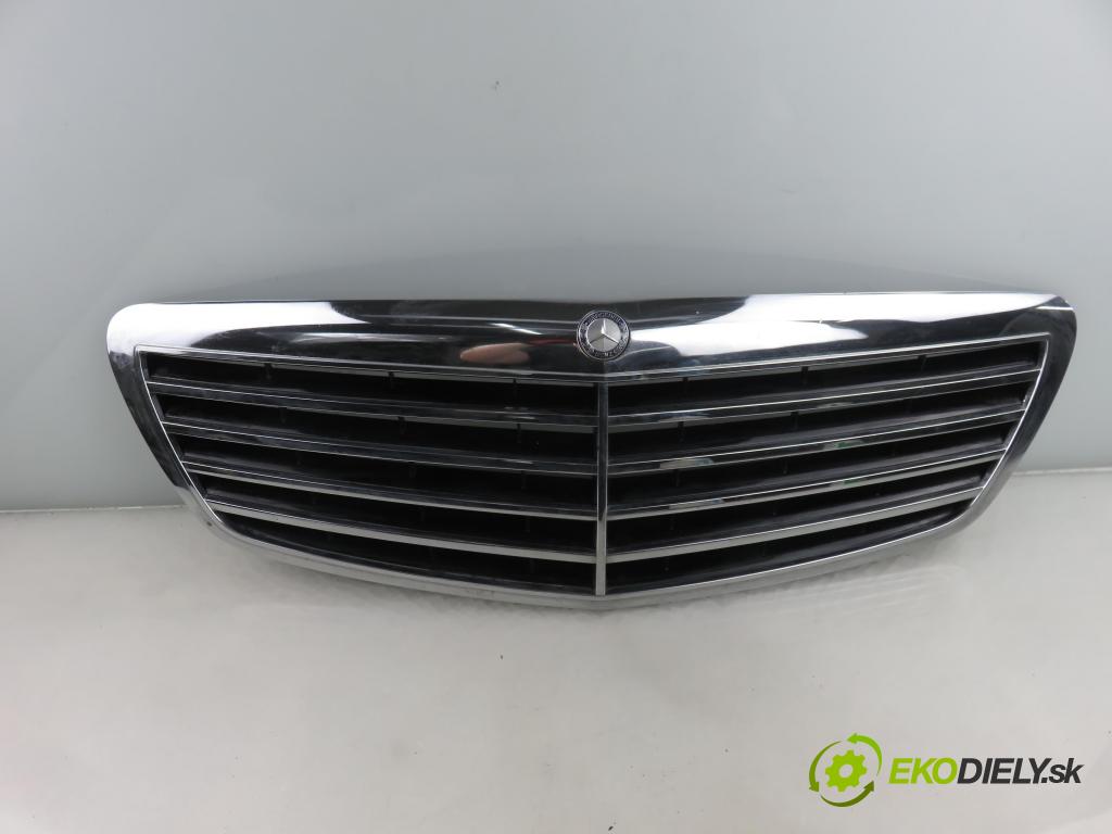 MERCEDES-BENZ KLASA S (W221) SEDAN 2008 200,00 S 350 (221.056, 221.156) - M 272.965 3498,00 Mriežka / maska 2218800083