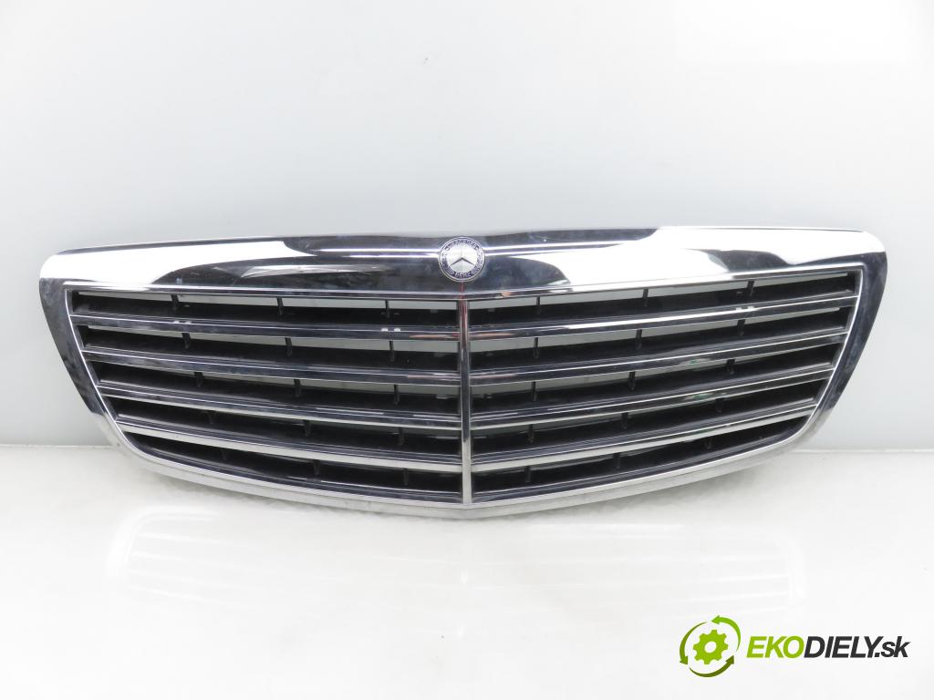 MERCEDES-BENZ KLASA S (W221) SEDAN 2008 200,00 S 350 (221.056, 221.156) - M 272.965 3498,00 Mriežka / maska 2218800083