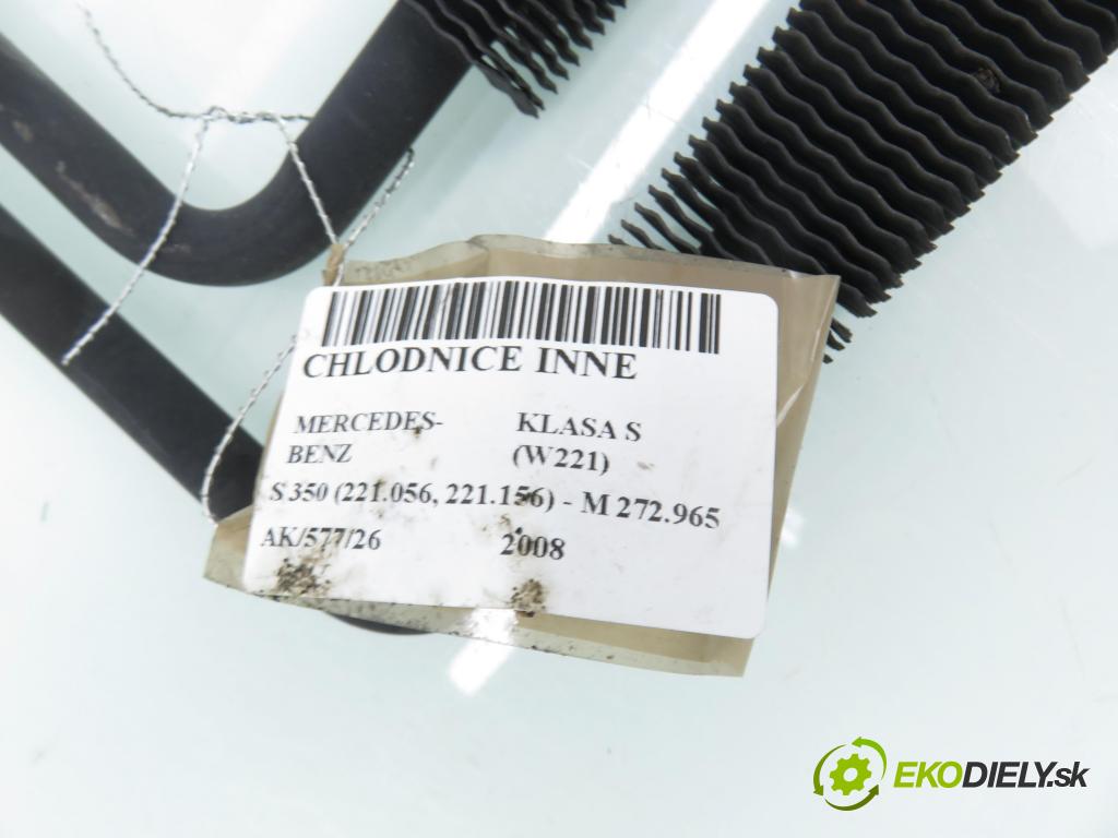 MERCEDES-BENZ KLASA S (W221) SEDAN 2008 200,00 S 350 (221.056, 221.156) - M 272.965 3498,00 chladič oleja 2215000400