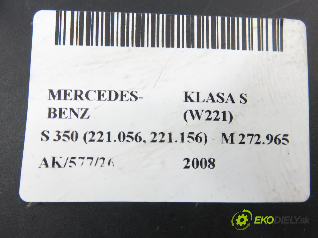 MERCEDES-BENZ KLASA S (W221) SEDAN 2008 200,00 S 350 (221.056, 221.156) - M 272.965 3498,00 Skrinka POJISTKY: na BATÉRIA 2215400750