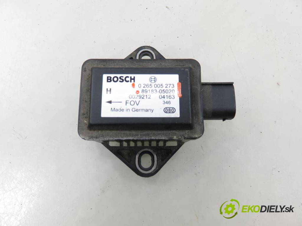 TOYOTA COROLLA Verso (ZER_, ZZE12_, R1_) VAN 2004 85,00 2.0 D-4D (CUR10_) - 1CD-FTV 1995,00 Snímač ESP 0265005273 ; 8919305020
