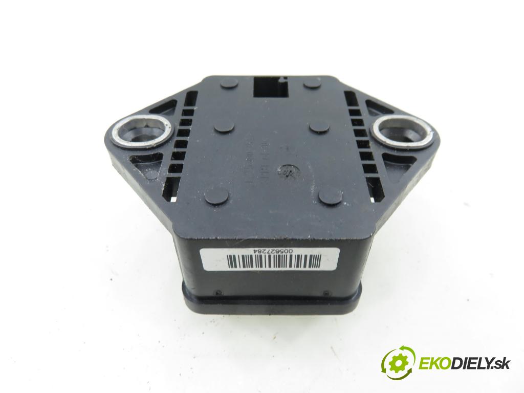 TOYOTA COROLLA Verso (ZER_, ZZE12_, R1_) VAN 2004 85,00 2.0 D-4D (CUR10_) - 1CD-FTV 1995,00 Snímač ESP 0265005273 ; 8919305020