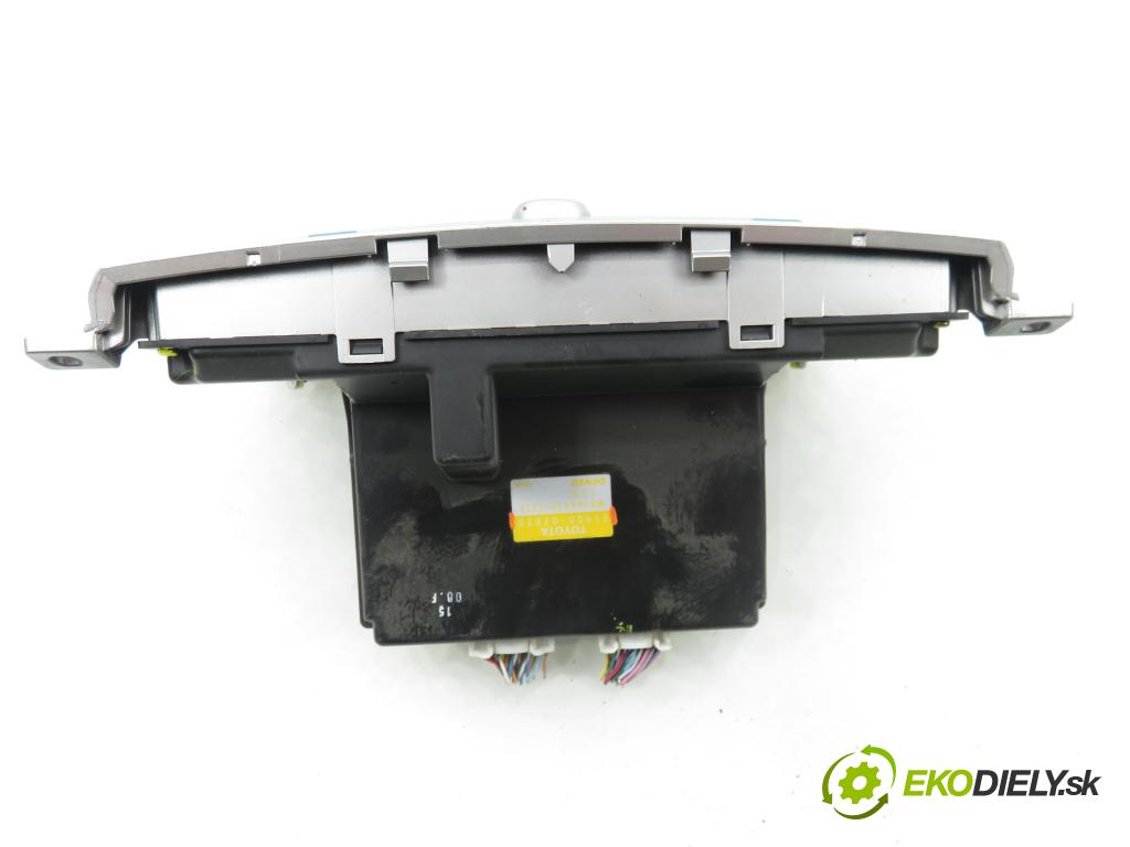 TOYOTA COROLLA Verso (ZER_, ZZE12_, R1_) VAN 2004 85,00 2.0 D-4D (CUR10_) - 1CD-FTV 1995,00 Panel kúrenia KLIMATRONIK 559000F030