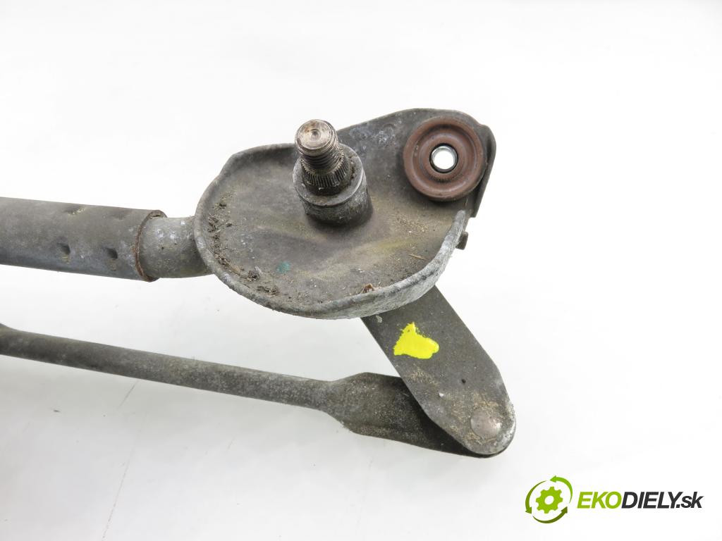 TOYOTA COROLLA Verso (ZER_, ZZE12_, R1_) VAN 2004 85,00 2.0 D-4D (CUR10_) - 1CD-FTV 1995,00 Motorček stieračov 851100F020