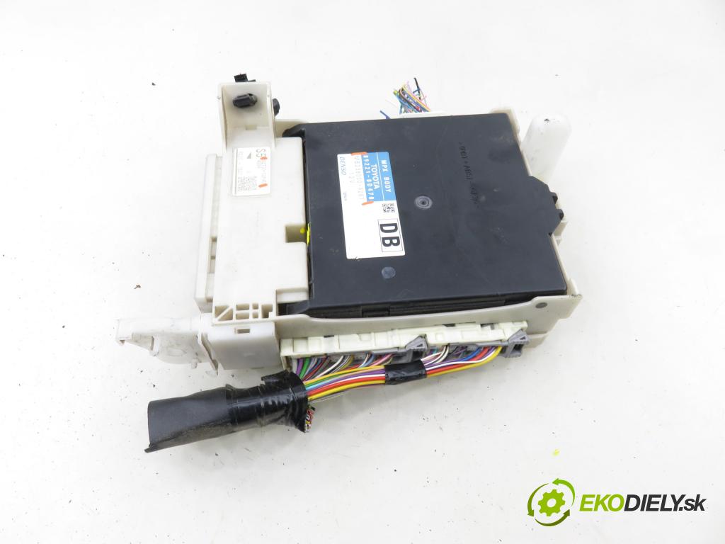 TOYOTA YARIS (_P13_) HB 2016 51,00 1.0 (KSP130_) 69 - 1KR-FE 998,00 MODUL BSI MB2380009281 ; 892210D470 ; 8273052K40