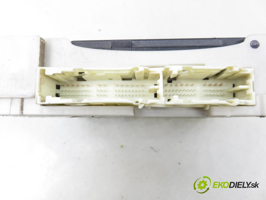 TOYOTA YARIS (_P13_) HB 2016 51,00 1.0 (KSP130_) 69 - 1KR-FE 998,00 MODUL BSI MB2380009281 ; 892210D470 ; 8273052K40