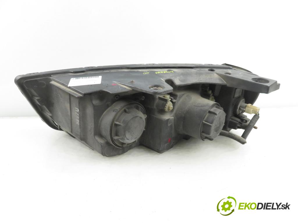 CHEVROLET CAPTIVA (C100, C140) SUV 2012 137,00 2.4 186 - LE9 2384,00 Svetlo PP