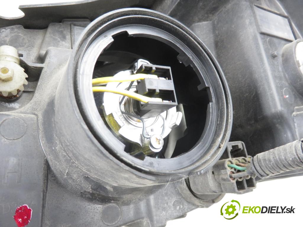 CHEVROLET CAPTIVA (C100, C140) SUV 2012 137,00 2.4 186 - LE9 2384,00 Svetlo PP