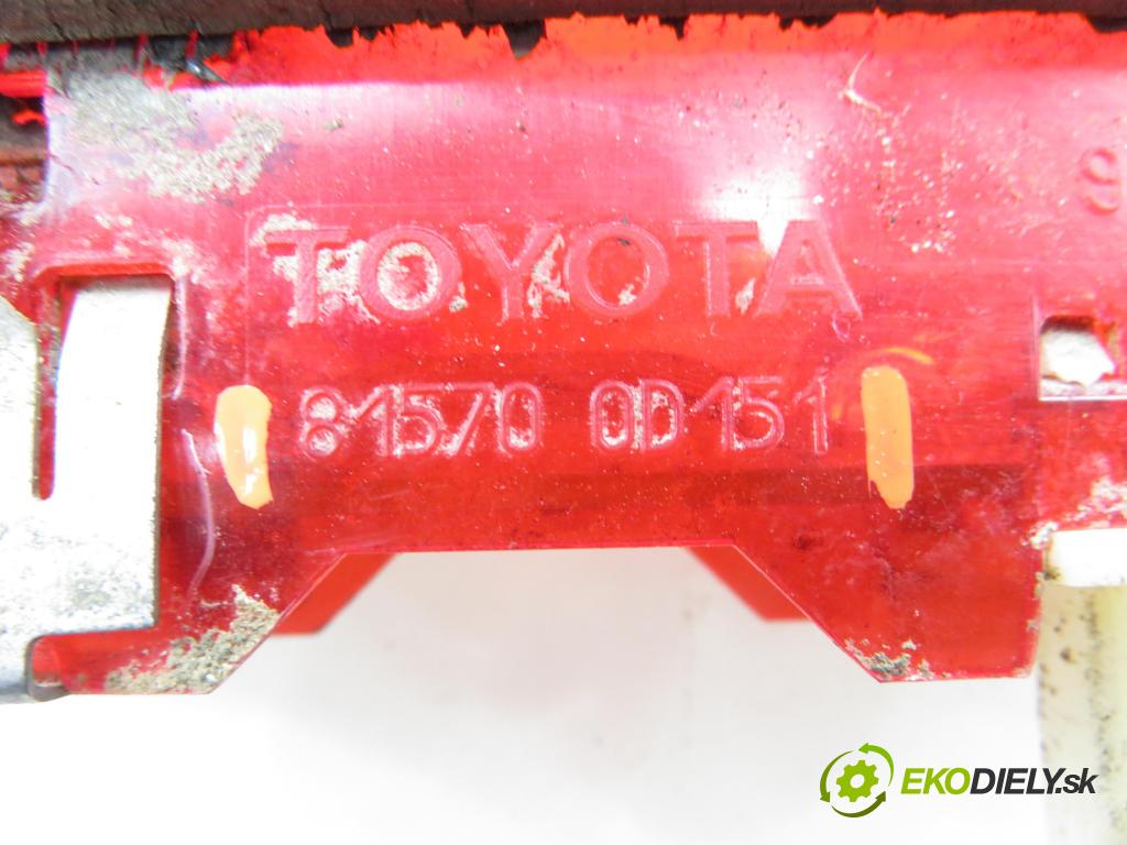 TOYOTA YARIS (_P13_) HB 2016 51,00 1.0 (KSP130_) 69 - 1KR-FE 998,00 svetlo bŕzd 815700D151