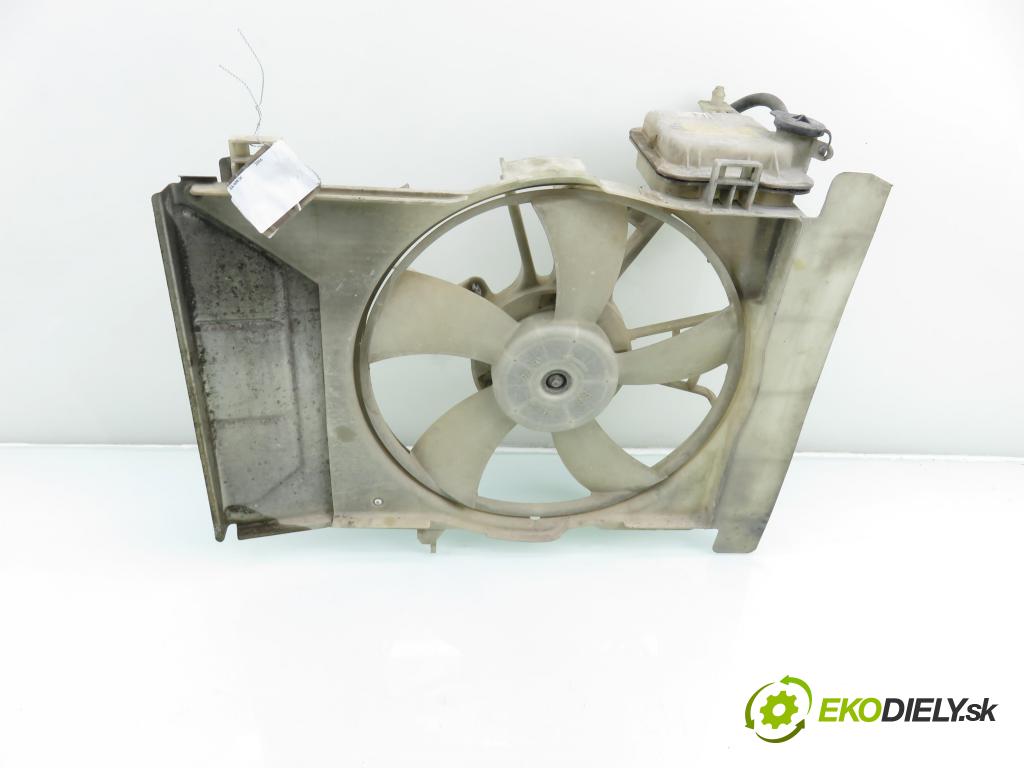 TOYOTA YARIS (_P13_) HB 2016 51,00 1.0 (KSP130_) 69 - 1KR-FE 998,00 Ventilátor chladič klíma/voda 1680008270 ; 4227504972