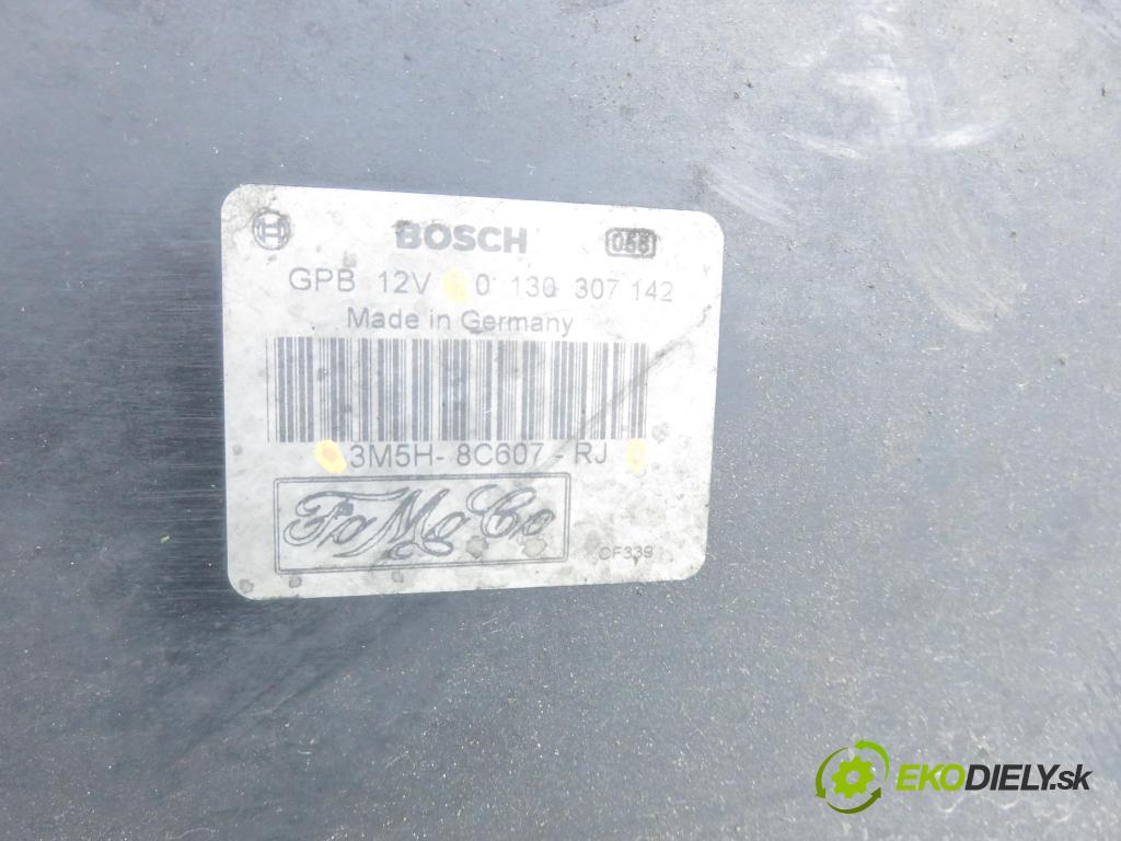 FORD FOCUS II Turnier (DA_, FFS, DS) KOMBI 2008 66,00 1.6 TDCI 90 1560,00 Ventilátor chladič klíma/voda 1137328558 ; 0130307142 ; 3M5H8C607RJ