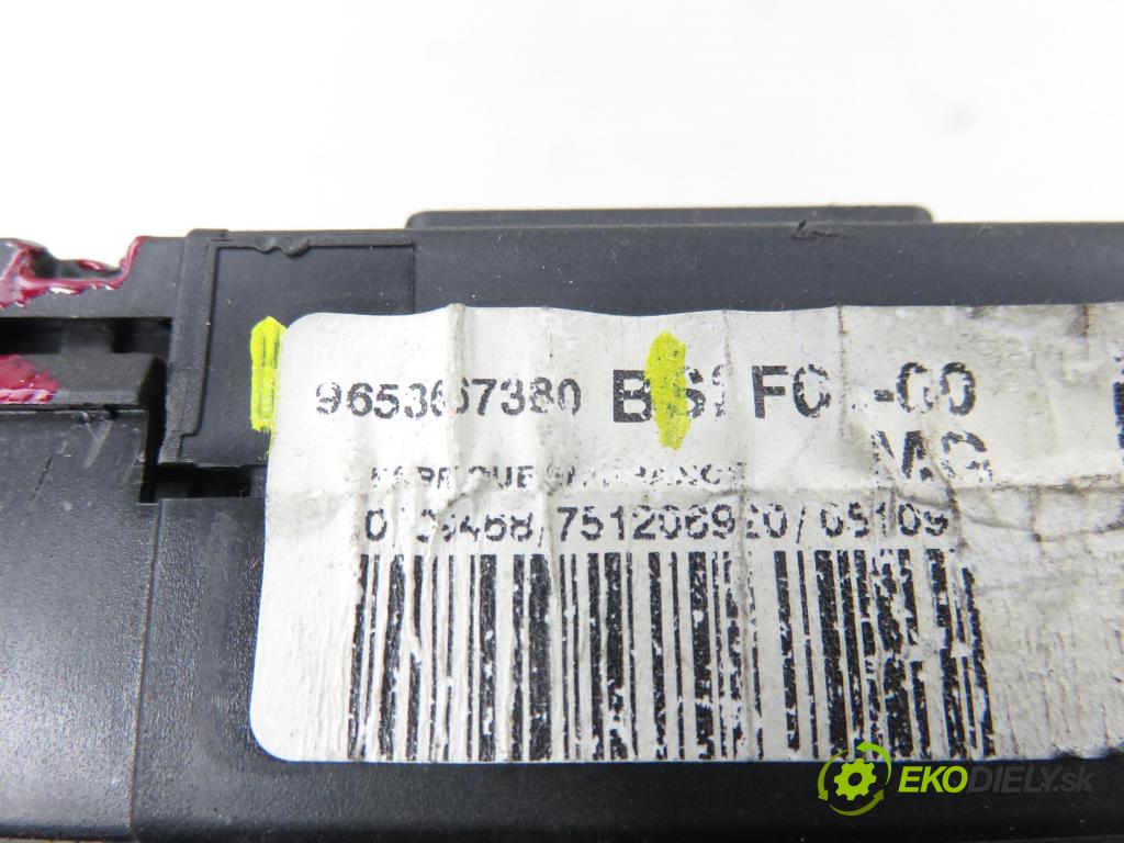 CITROEN C3 I (FC_) HB 2005 50,00 1.4 HDi - 8HZ (DV4TD) 1398,00 MODUL BSI S118085200L ; 9653667380