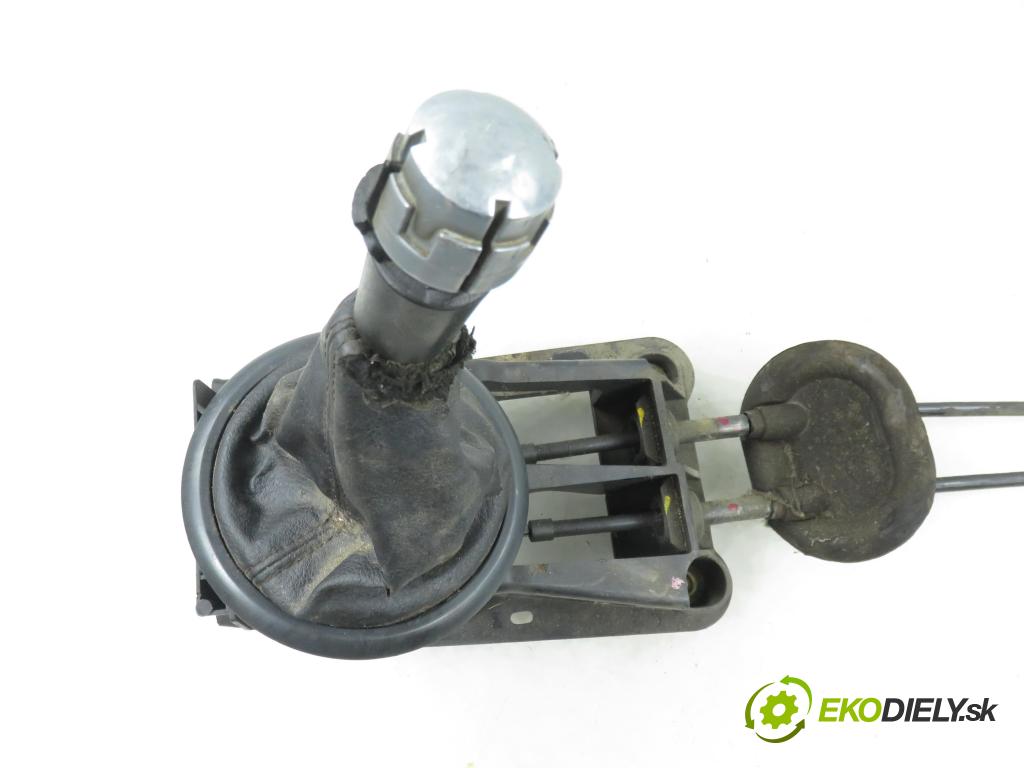 CITROEN C3 I (FC_) HB 2005 50,00 1.4 HDi - 8HZ (DV4TD) 1398,00 ZVEDÁK: 9680192380