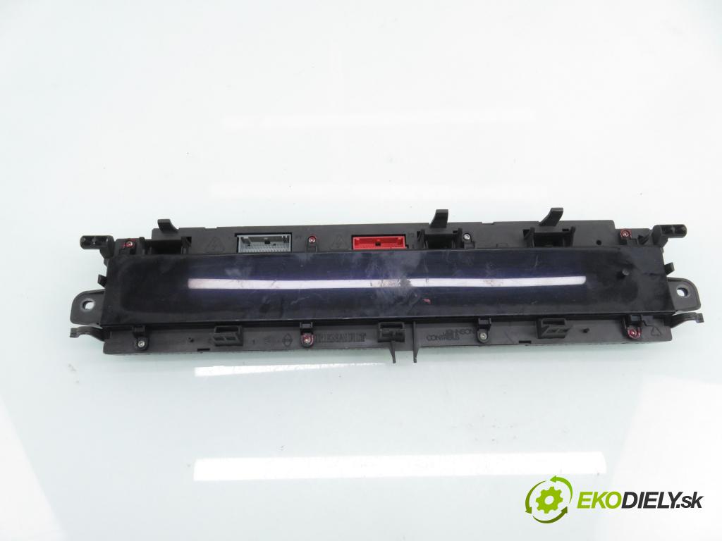 RENAULT SCENIC II (JM0/1_) MINIVAN 2003 88,00 1.9 dCi 120 - F9Q 812 1870,00 Prístrojovka elektrický 8200451505A ; P8200451505A