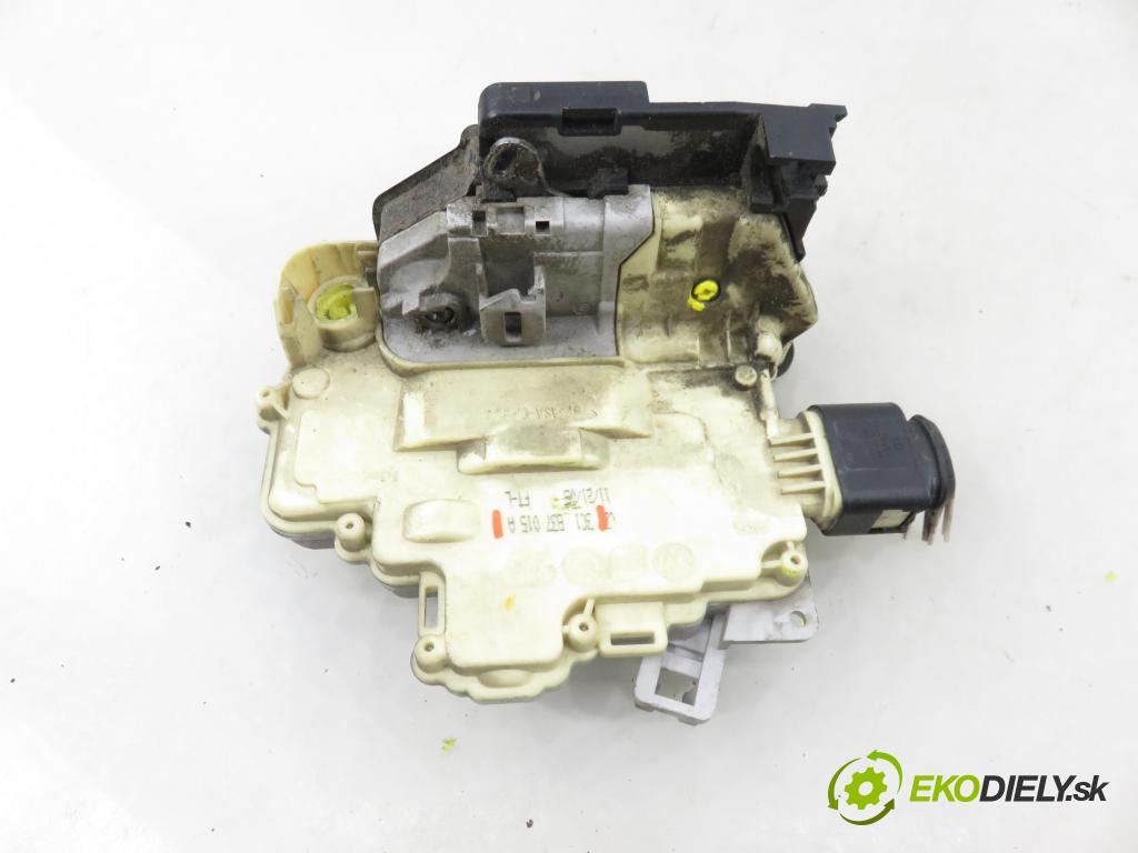 VW PASSAT B6 Variant (3C5) KOMBI 2005 77,00 1.9 TDI - BKC 1896,00 zámok 3C1837015A