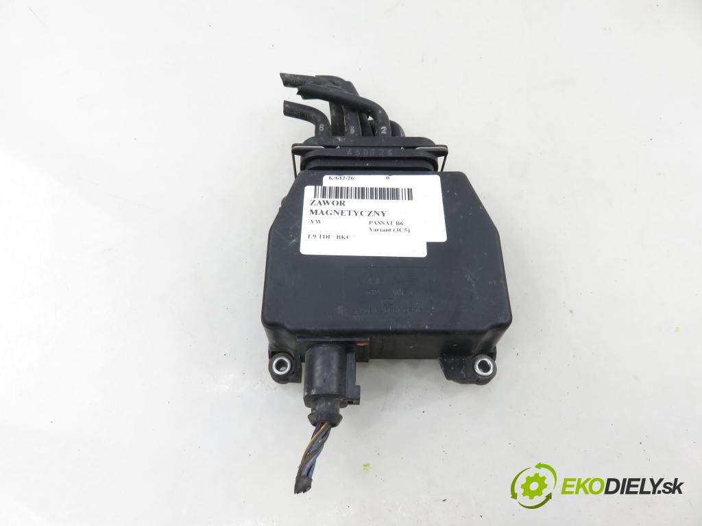 VW PASSAT B6 Variant (3C5) KOMBI 2005 77,00 1.9 TDI - BKC 1896,00 VENTIL magnetický 3C0906625