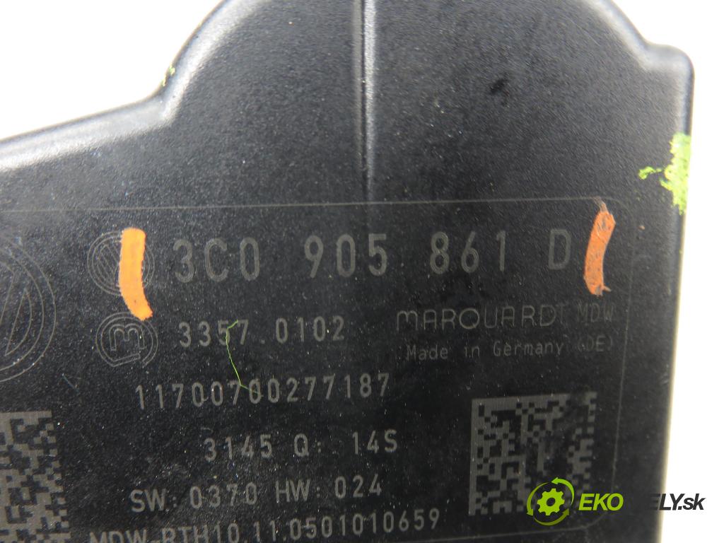 VW PASSAT B6 Variant (3C5) KOMBI 2005 77,00 1.9 TDI - BKC 1896,00 blokáda tyče volantu 3C0905861D