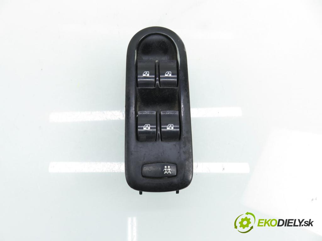 RENAULT SCENIC II (JM0/1_) MINIVAN 2003 88,00 1.9 dCi 120 - F9Q 812 1870,00 Panel ovládania okien 156018070