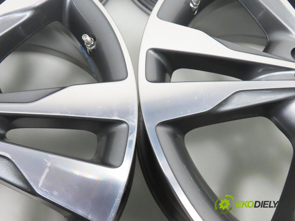 MERCEDES-BENZ   0    disky / disk A2054012802
