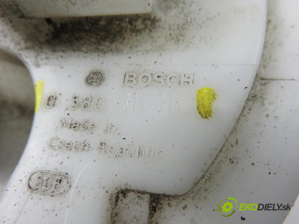 FIAT STILO Multi Wagon (192_) KOMBI 2004 66,00 1.4 16V - 192 B2.000 1368,00 Pumpa paliva 51705573 ; 0580314010