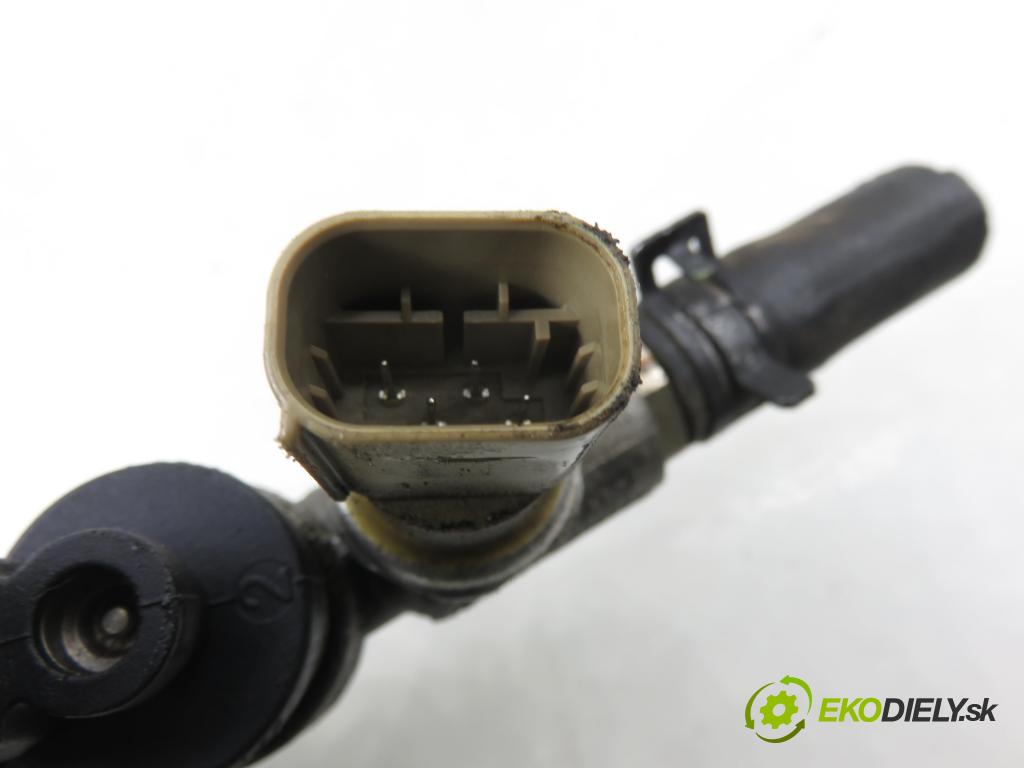 PEUGEOT 307 (3A/C) HB 2005 65,00 1.4 16V - KFU (ET3J4) 1360,00 Lišta vstrekovacia LPG 09SQ99020021 ; 67R010185