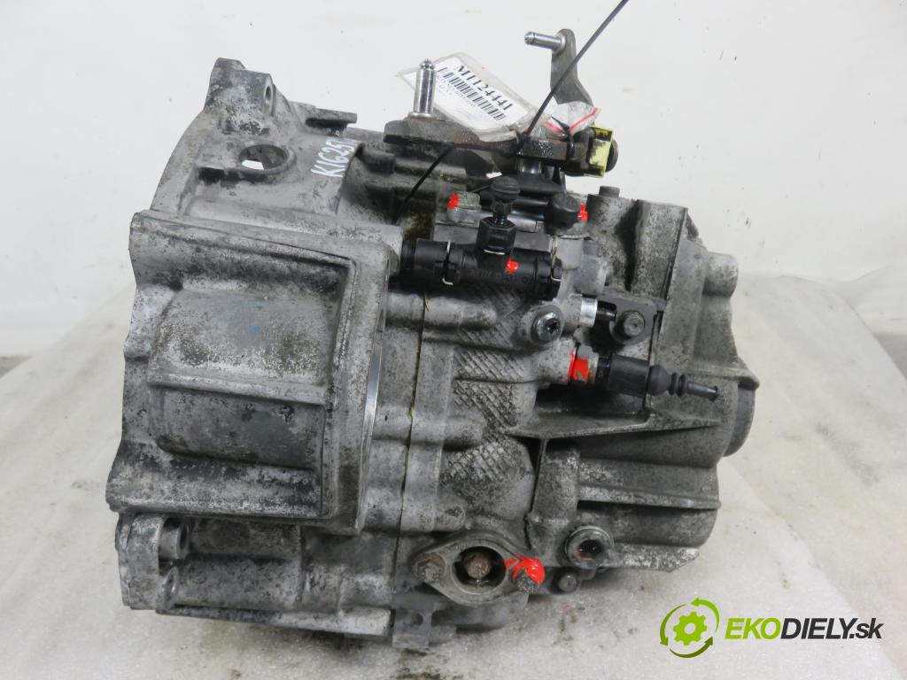 AUDI A3 (8L1) HB 2003 96,00 1.9 TDI PD 130 - ASZ 1896,00 Prevodovka MANUALNA DRW