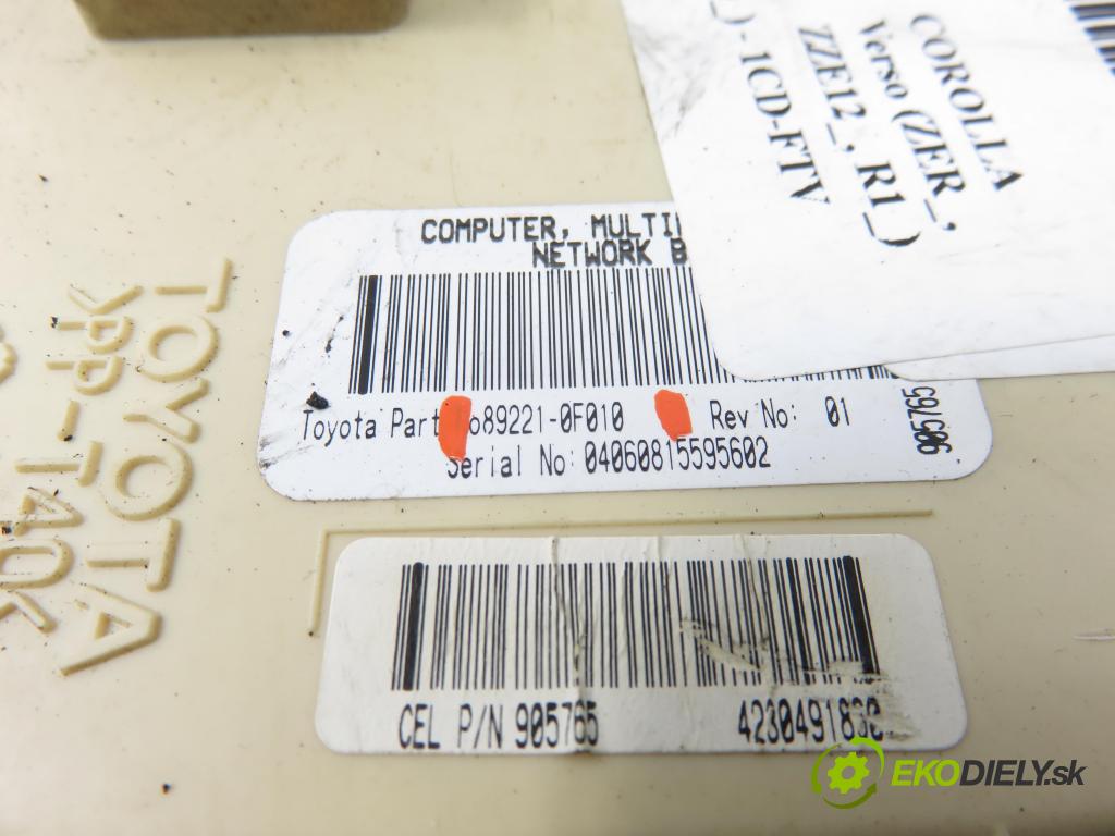 TOYOTA COROLLA Verso (ZER_, ZZE12_, R1_) VAN 2004 85,00 2.0 D-4D (CUR10_) - 1CD-FTV 1995,00 MODUL BSI 892210F010