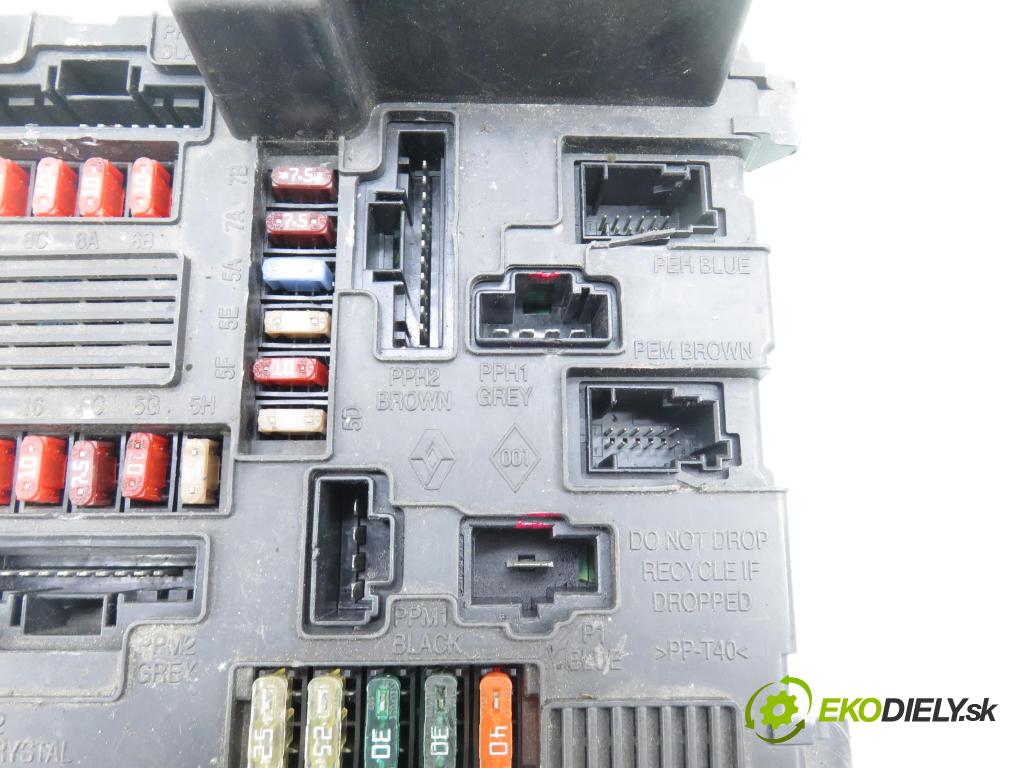 RENAULT SCENIC II (JM0/1_) MINIVAN 2003 88,00 1.9 dCi 120 - F9Q 812 1870,00 riadiaca jednotka / MODUL INNE: S118399200E ; 8200306032B