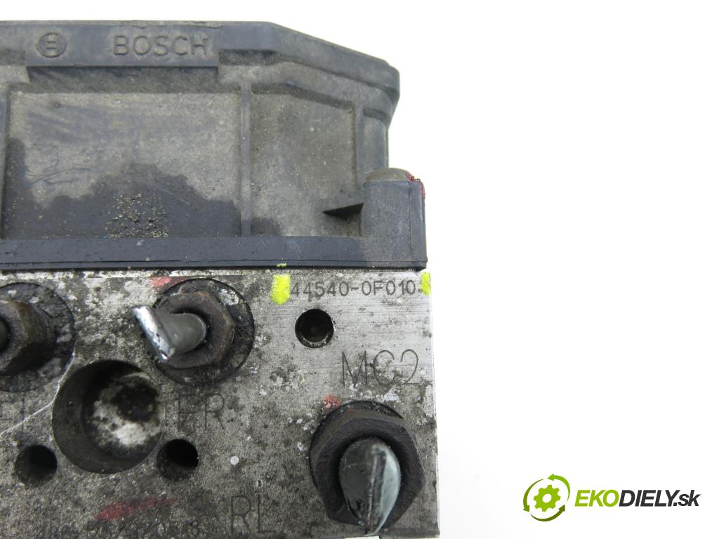 TOYOTA COROLLA Verso (ZER_, ZZE12_, R1_) VAN 2004 85,00 2.0 D-4D (CUR10_) - 1CD-FTV 1995,00 Pumpa ABS 0265950130 ; 895410F010 ; 4454400F010 (Pumpa ABS)